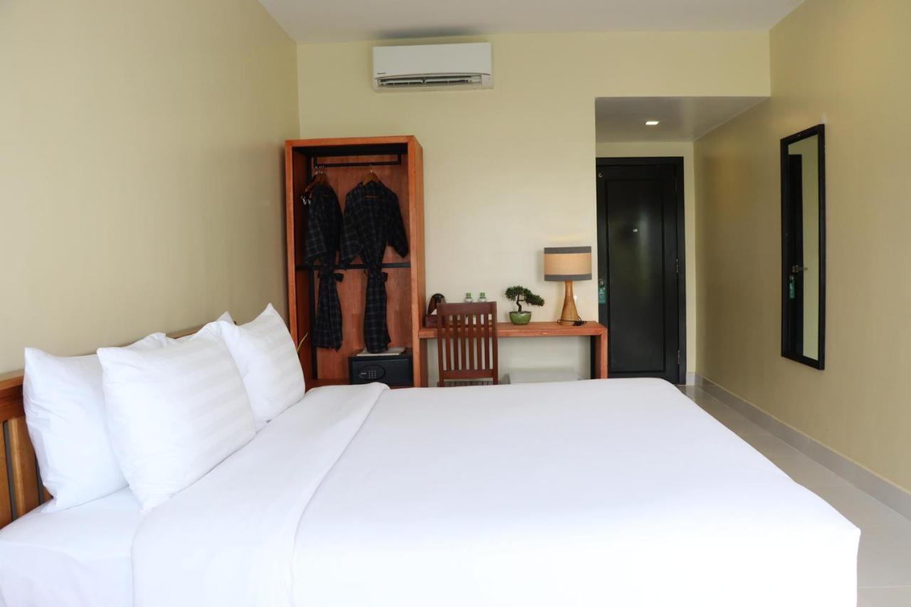 แลนดิ้ง โกลด์ บาย อมาตัก Hotel เสียมราฐ ภายนอก รูปภาพ